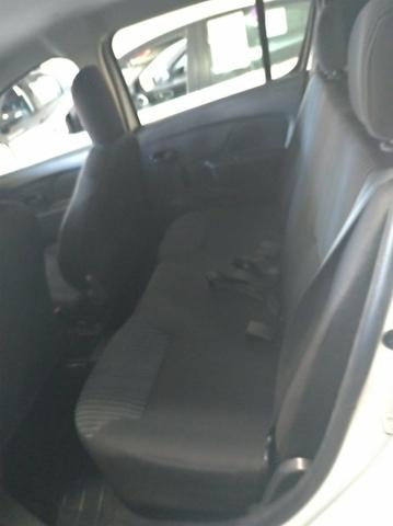Sandero Authentique Flex 1.0 12V 2020 - Foto 9