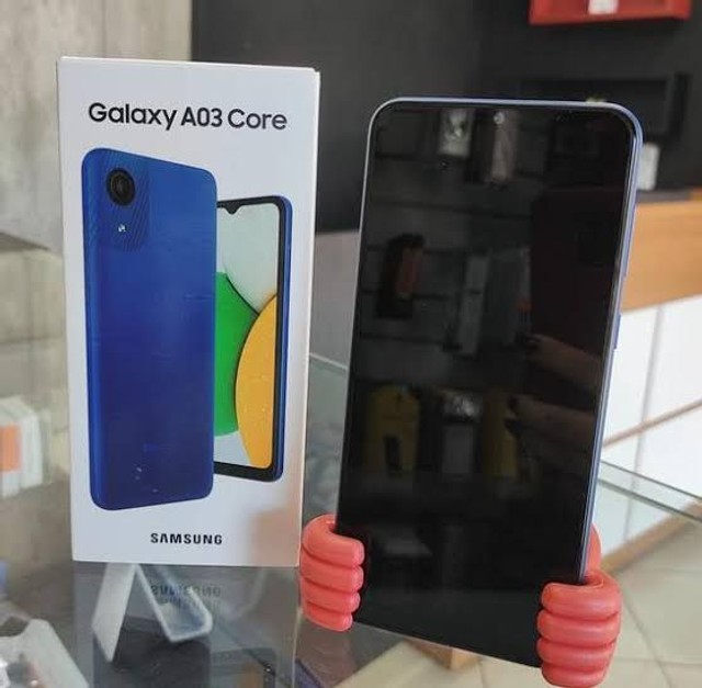 Samsung Galaxy A03 Core na caixa, com capinha transparente e película 3D -  Celulares e telefonia - Betânia, Belo Horizonte 1106693713 | OLX