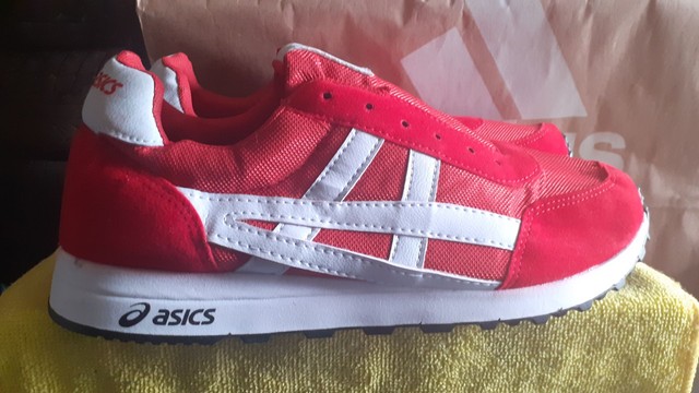 Tênis Asics Casual Street número 42