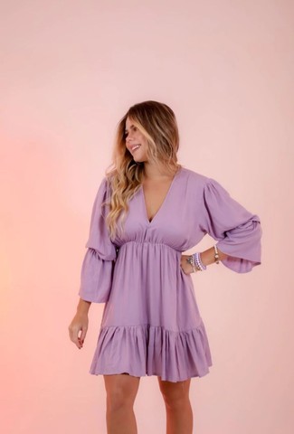 Vestido curto soltinho estilo boho Chic.