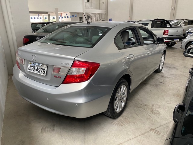Honda Civic LXR Aut. 2014 Baixo KM - Foto 5