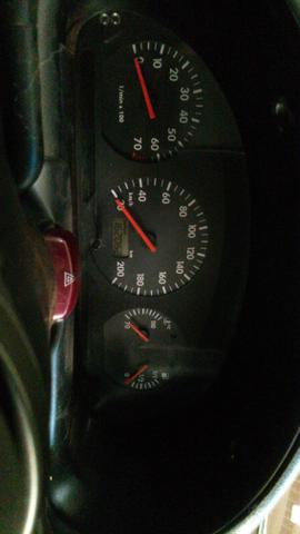 Gol 1.6 8v 1999 branco