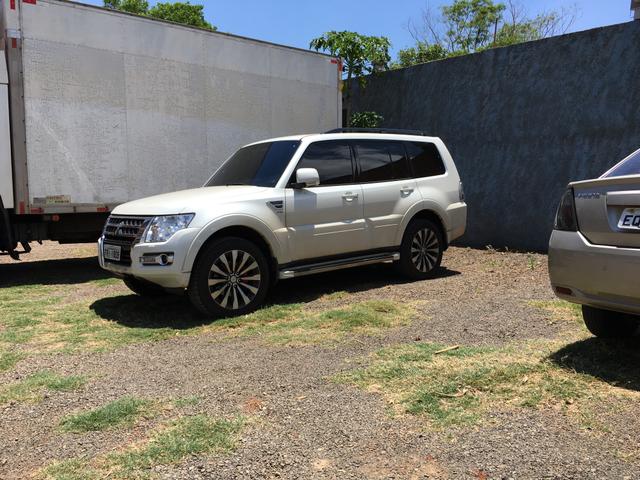 Pajero full oportunidade