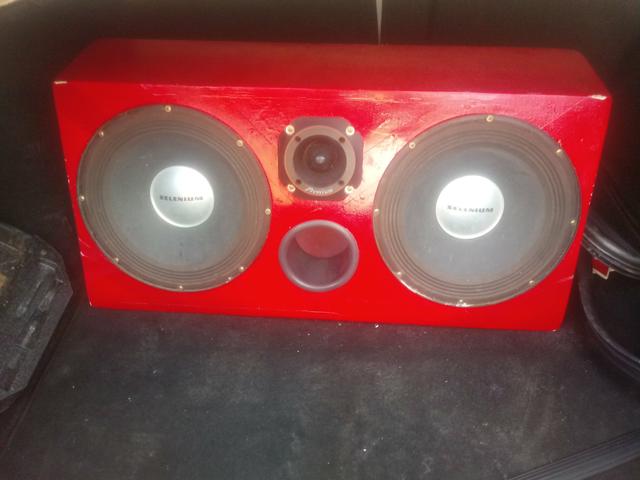 Caixa 2 fones de 12