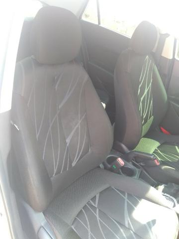 HB 20 sedan - Foto 15