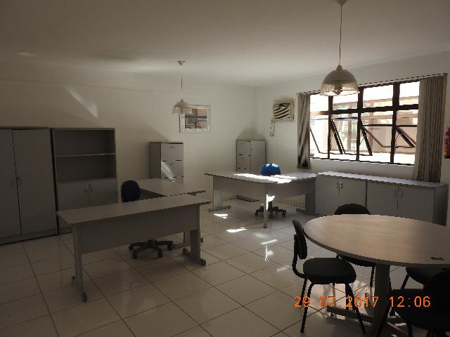 Sala comercial mobiliada próxima ao Novo Shopping