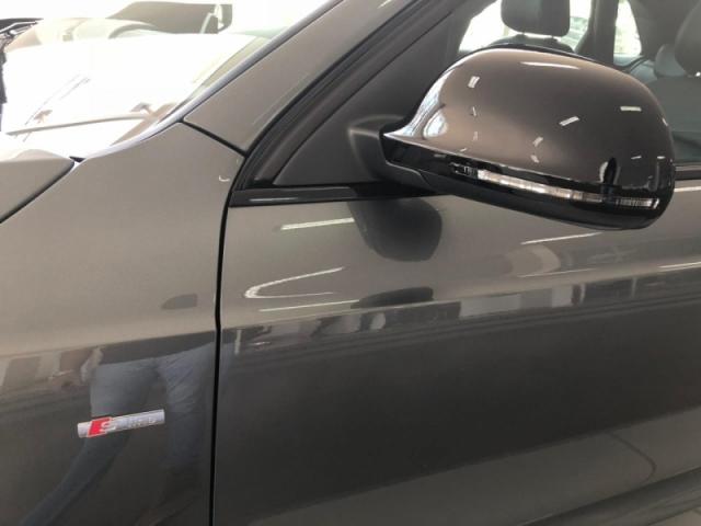 AUDI Q3 1.4 TFSI BLACK EDITION FLEX 4P 2018 - Foto 5