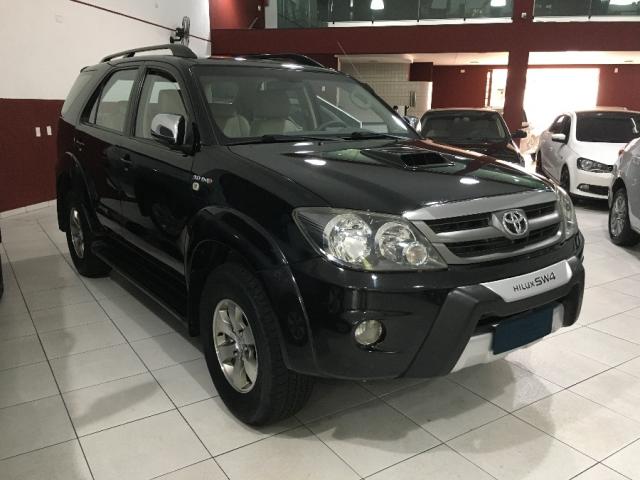 Toyota Hilux Sw4 5 lugares 4P