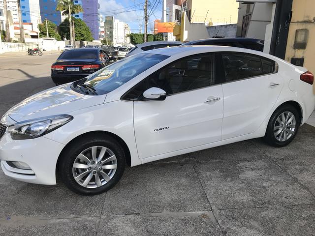 Kia Cerato 1.6 flex automático IPVA 2020 pago!
