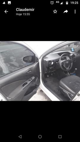Vendo Toyota Etios - Foto 10