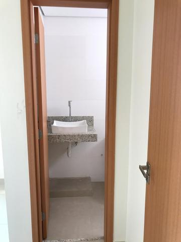 Apartamento com 68 metros, varanda gourmet, 2 vagas ao lado do Praia Clube - Foto 7