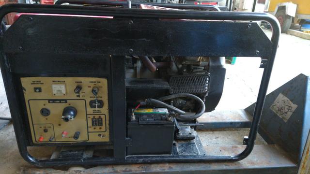 Gerador 10kva 220v monofasico gasolina - Foto 3