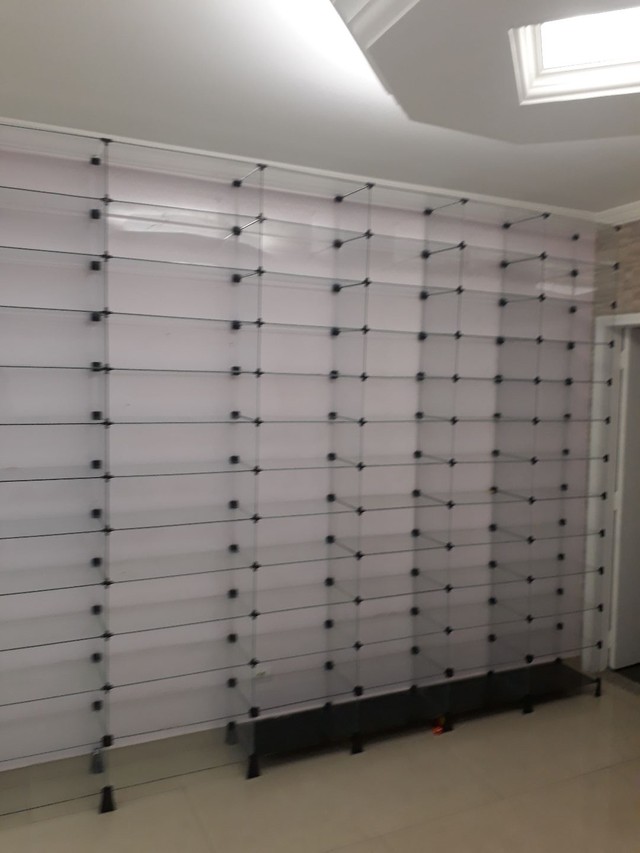 Montagem, desmontagem - balcões , prateleiras  modulados de vidros e telas. - Foto 5