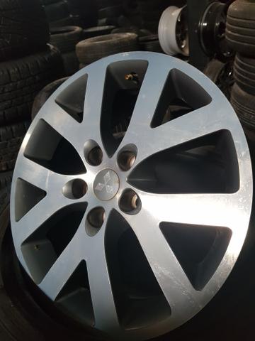 Roda aro 17 Mitsubishi Pagero Tr4 (Ranger) - Foto 4