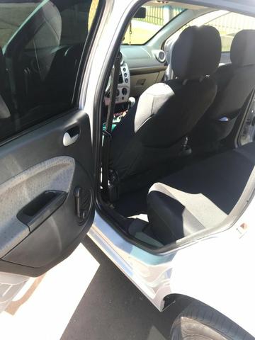 Carro - Foto 2