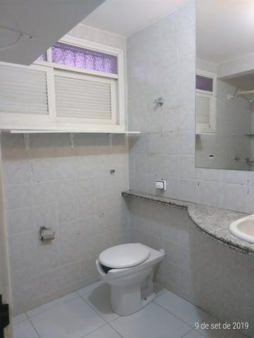 Vendo bela casa localizada em Ponta Negra - Foto 17