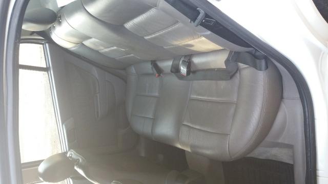 Astra sedan 1.8 álcool - Foto 8