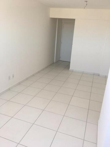 No bairro do Poço, 66 m², 03 Quartos, Nascente e 01 vaga de garagem - Foto 2