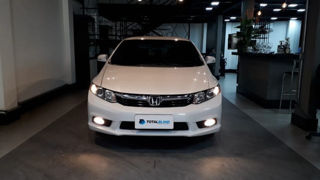 Blindado Honda Civic lxr Flex 13/14 80.000 km - Foto 5