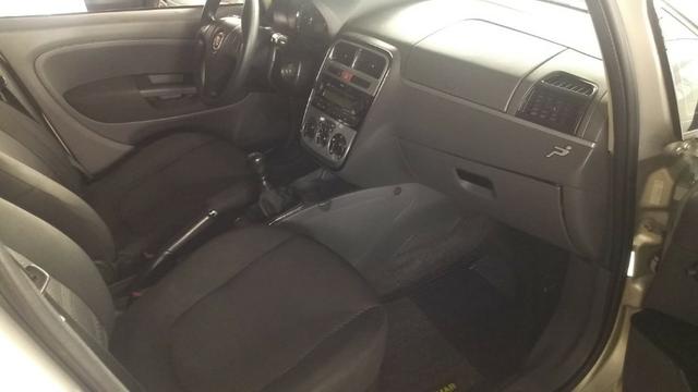 Punto Elx 1.4 Completo.Troco carros mais novo volta a vista - Foto 9