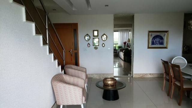 Linda Cobertura decorada em Patamares -4 suítes - 306 m² - 4 vagas - Foto 4