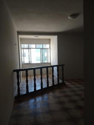 Alugo apto em frente a ufc com 90m, 3 quts + dependencia 1 vaga coberta r$ 950,00 parcelo - Foto 5