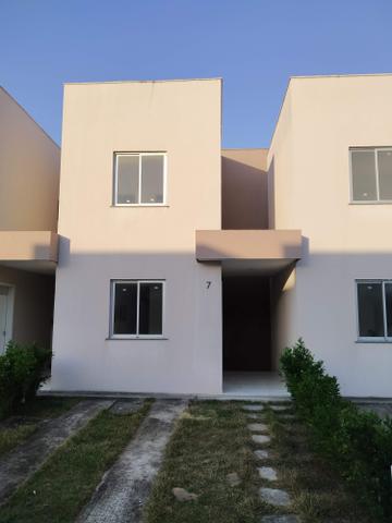 Casa duplex condomínio