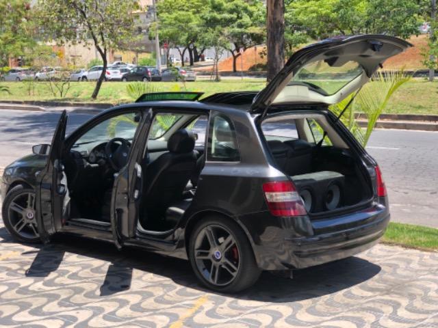Fiat Stilo com Teto Solar, Rodas 17'', Suspensão preparada, Caixa de som, DVD - Foto 6