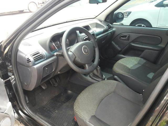 Renault Clio Hatch 1.0Flex Completo Preto 2013/2014 - Foto 13