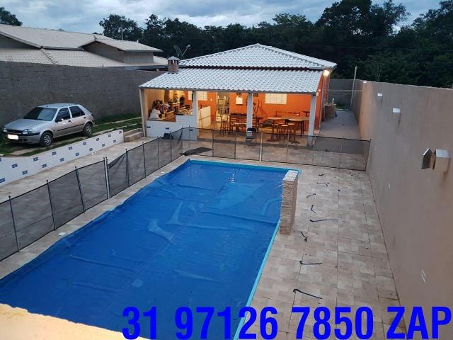 Sítio com piscina