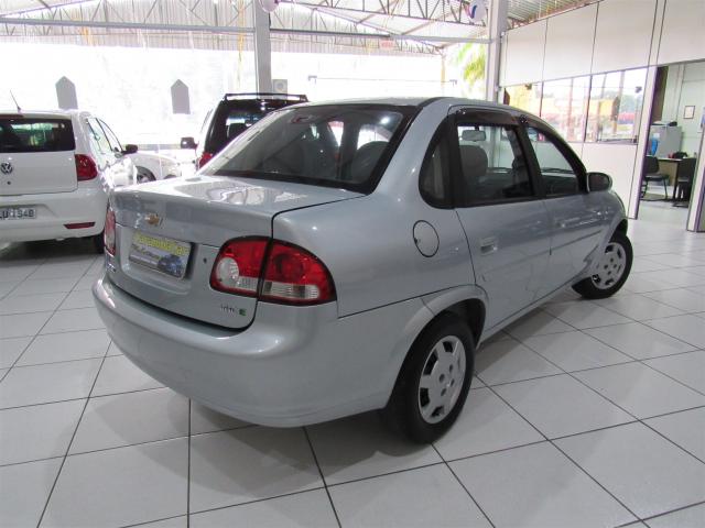 CHEVROLET CLASSIC 2011/2011 1.0 MPFI LS 8V FLEX 4P MANUAL - Foto 4