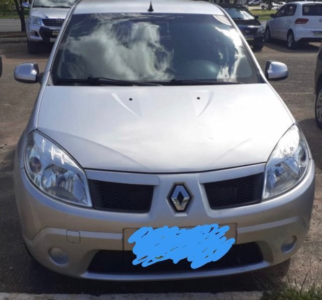 Vendo Sandero Expression por R$17.500,00 - Foto 3