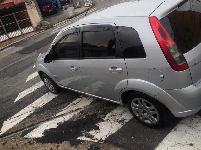 Ford Fiesta Conservado - Foto 2