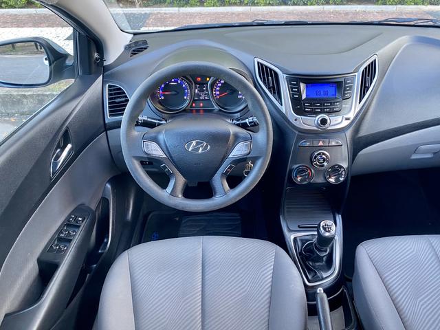 Hyundai HB20S 1.6 Mec. 2014 EXTRA!!! - Foto 8