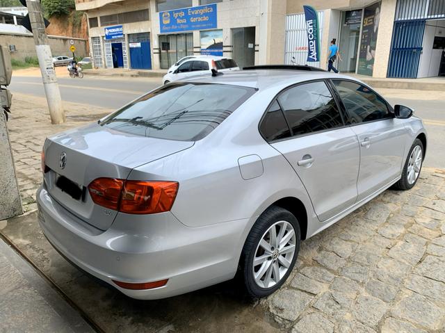 VW - Volkswagen Jetta Comfortline - Foto 4