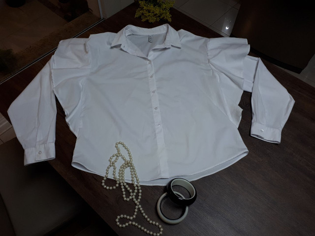 Camisa Branca com lycra - Foto 4