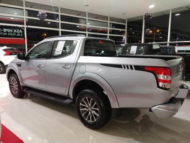 MITSUBISHI L200 TRITON 2.4 16V TURBO DIESEL SPORT HPE-S CD 4P 4X4 AUTOMATICO. - Foto 6