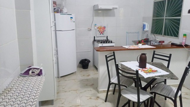 Apartamento com Piscina no Bairro Parque 10, só diária