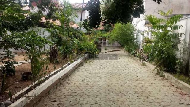 Sítio com 1.600 m2 total com árvores frutíferas