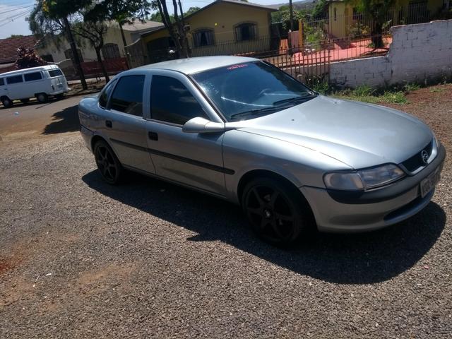 Vendo ou troco Vectra GLS - Foto 6