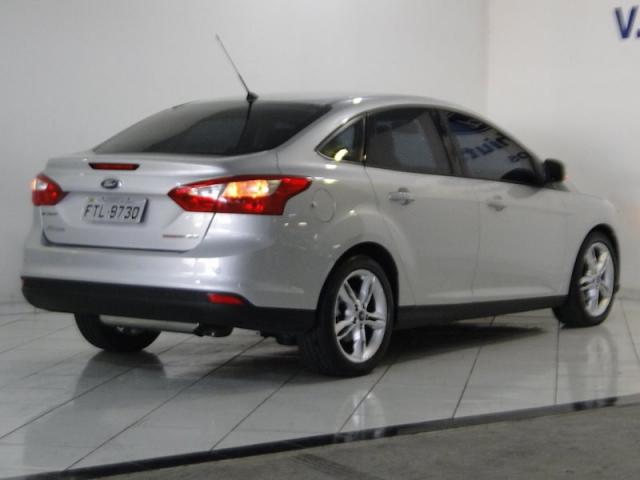 FORD FOCUS 2014/2015 2.0 S SEDAN 16V FLEX 4P POWERSHIFT - Foto 2