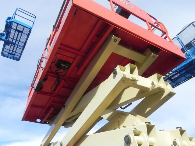 Plataforma Elevatória JLG 4394RT - Foto 3
