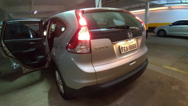 Honda cr-v - Crv - suv - dvd - pneus novos - vender rapido ipva quitado 57 mil - Foto 6