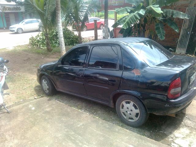 Vendo Corsa classic ano 2002