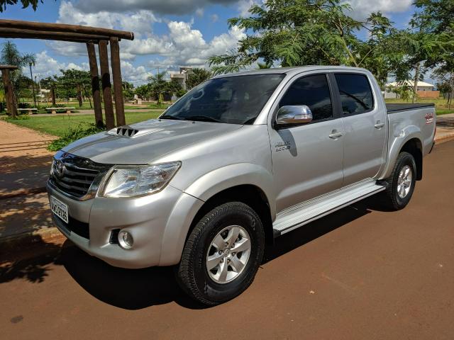 Hilux SRV 4x4 A/T - Foto 4