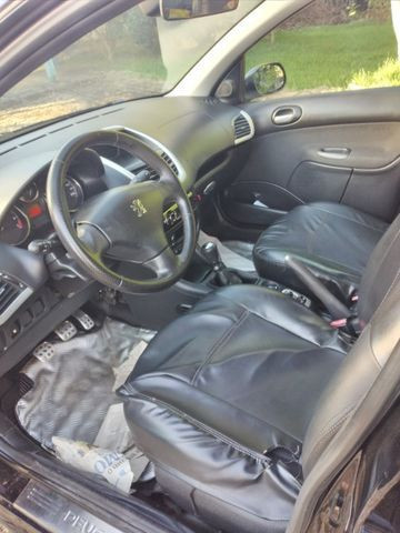 Peugeot 207 Sedan Passion XS 1.6 - Foto 10