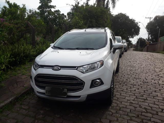 Carro Eco Sport