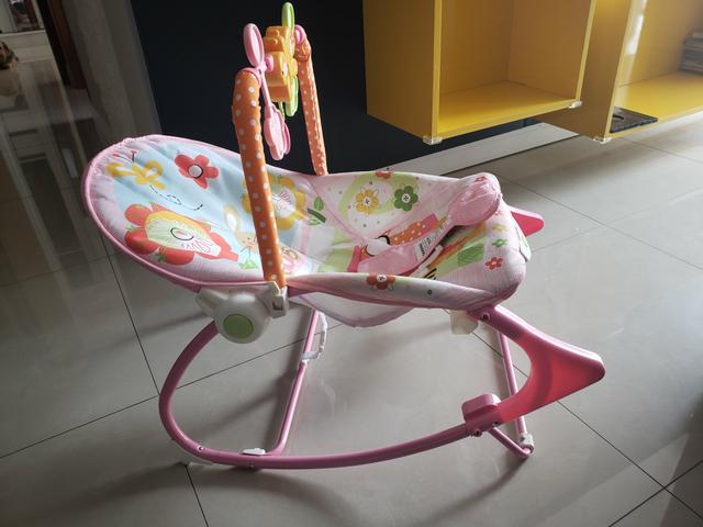 Cadeira Vibratória Fisher Price - Foto 3