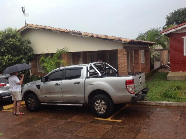 Chalé com quiosque,ducha, bem estruturado,mobiliado,bem decorado