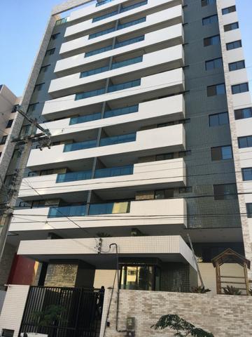 Apto na Ponta Verde com 03 quartos . Imóvel pronto para morar e condições especiais!